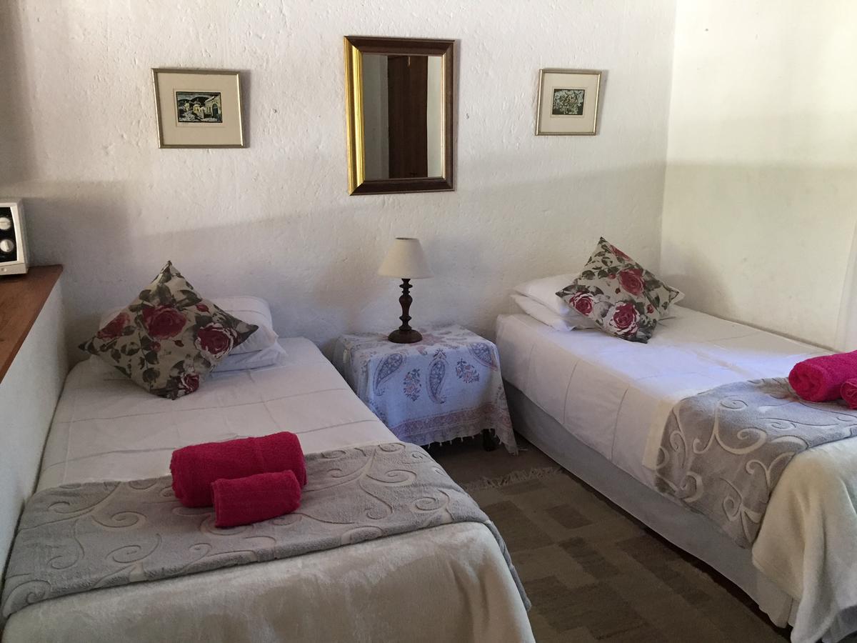 Haven Of Peace And Garden Cottage Hermanus Eksteriør bilde